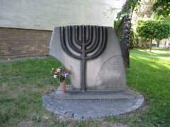 Připomínáme si den památky obětí holocaustu