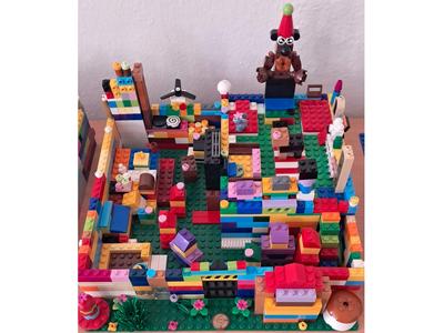 Narozeninová párty z LEGO kostek
